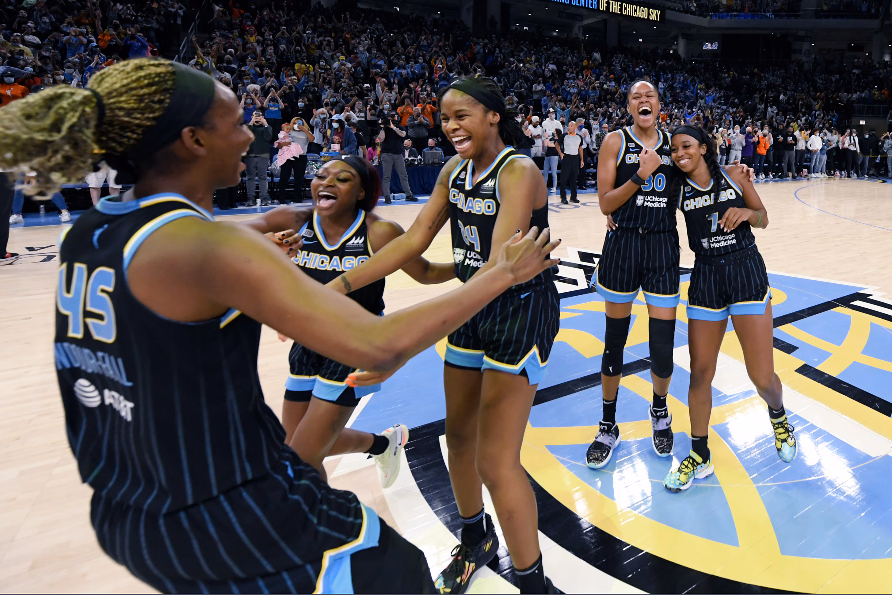 Barack Obama Congratulates Candace Parker, Chicago Sky on Reaching 2021 WNBA Finals