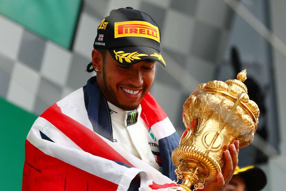 Of course he deserves it! F1 star Hamilton gets Andy Murray backing for knighthood