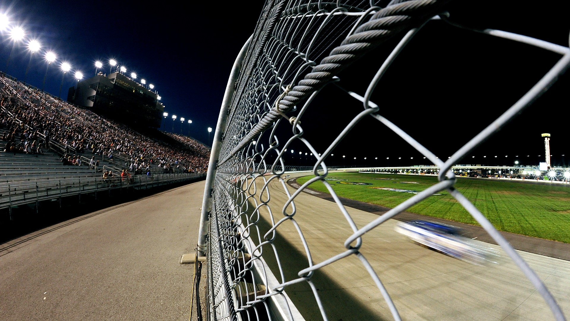 What time does the NASCAR race start today? TV schedule, channel for Nashville race