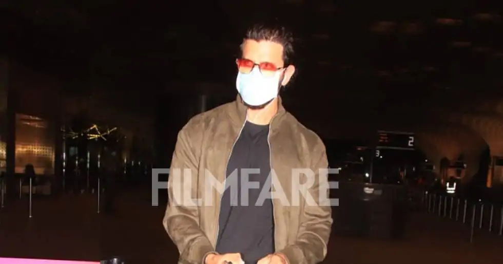 Hrithik Roshan’s style game at the airport is on point