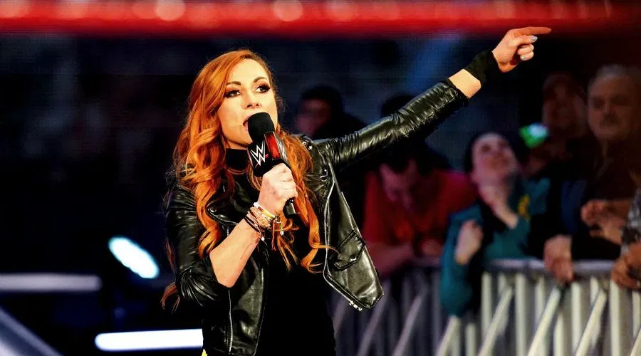 "She's done a great job of re-inventing herself" - Former WCW star praises Becky Lynch