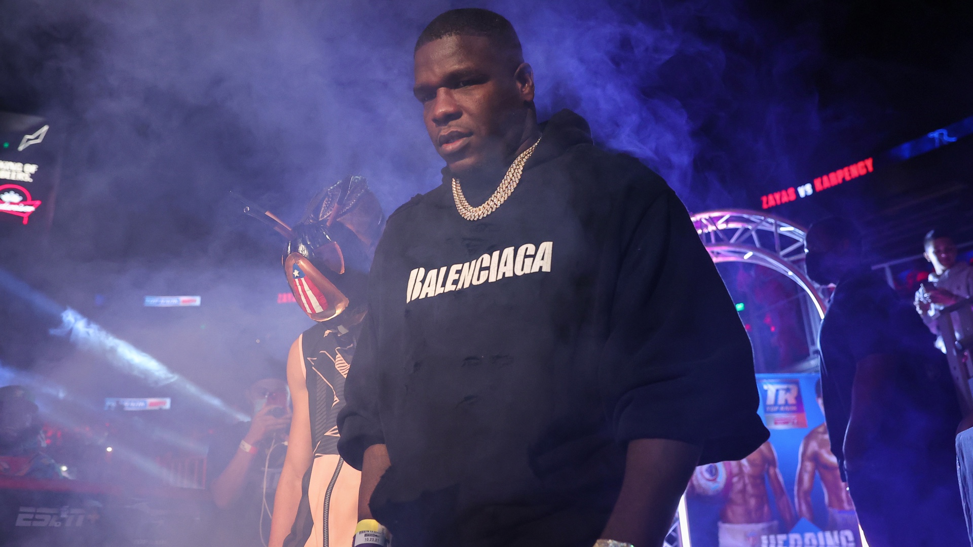 Frank Gore's potential boxing debut: How would the former NFL star fare against Deron Williams?