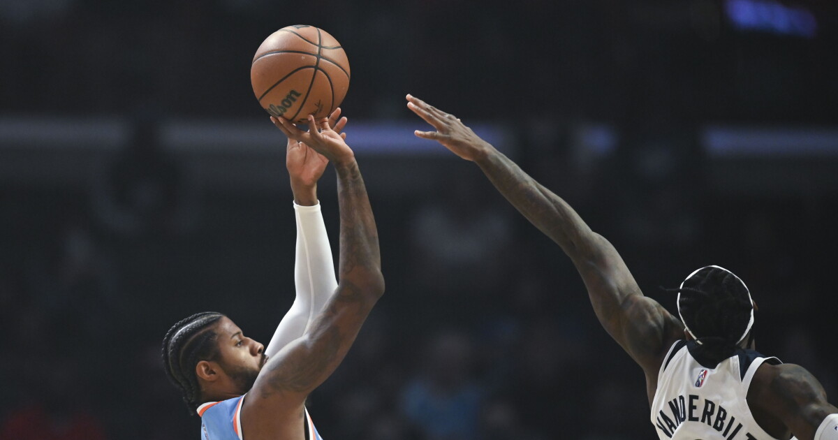 Clippers roll past Timberwolves, Patrick Beverley for seventh straight win