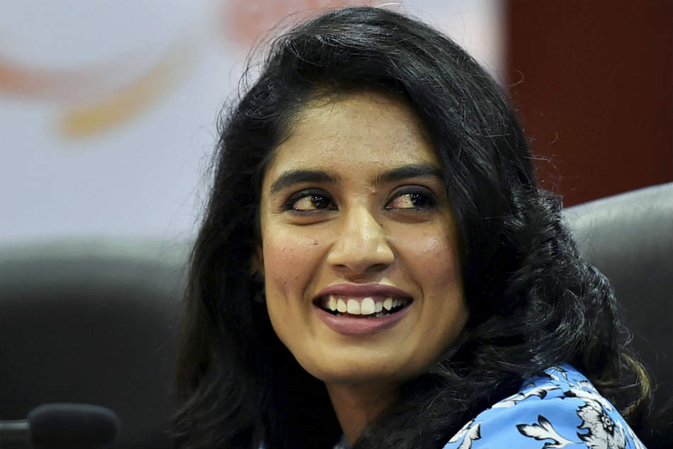 Record shows the class that Mithali is: Lisa Sthalekar