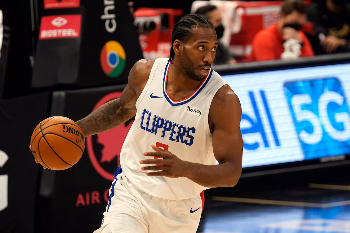 Clippers' Kawhi Leonard Reportedly Won't Return from Knee Injury in Suns Series