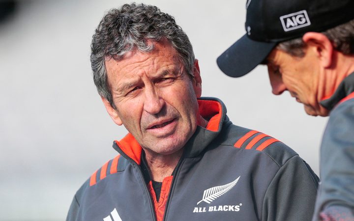 Wayne Smith: Top female rugby coaches need opportunities