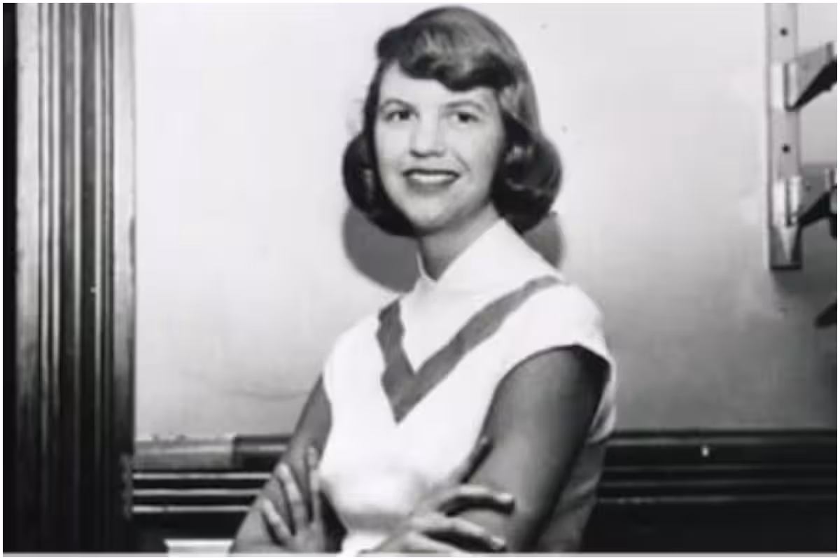 Sylvia Plath: Interesting Facts About 'The Bell Jar' Author