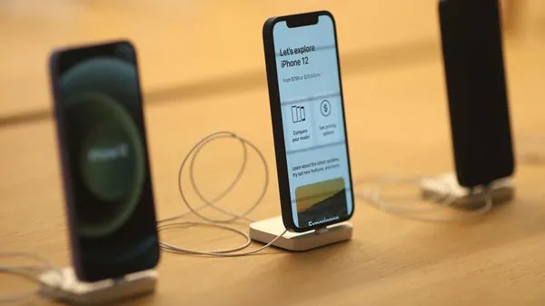 iPhones 13 to come with new always-on display feature: Report
