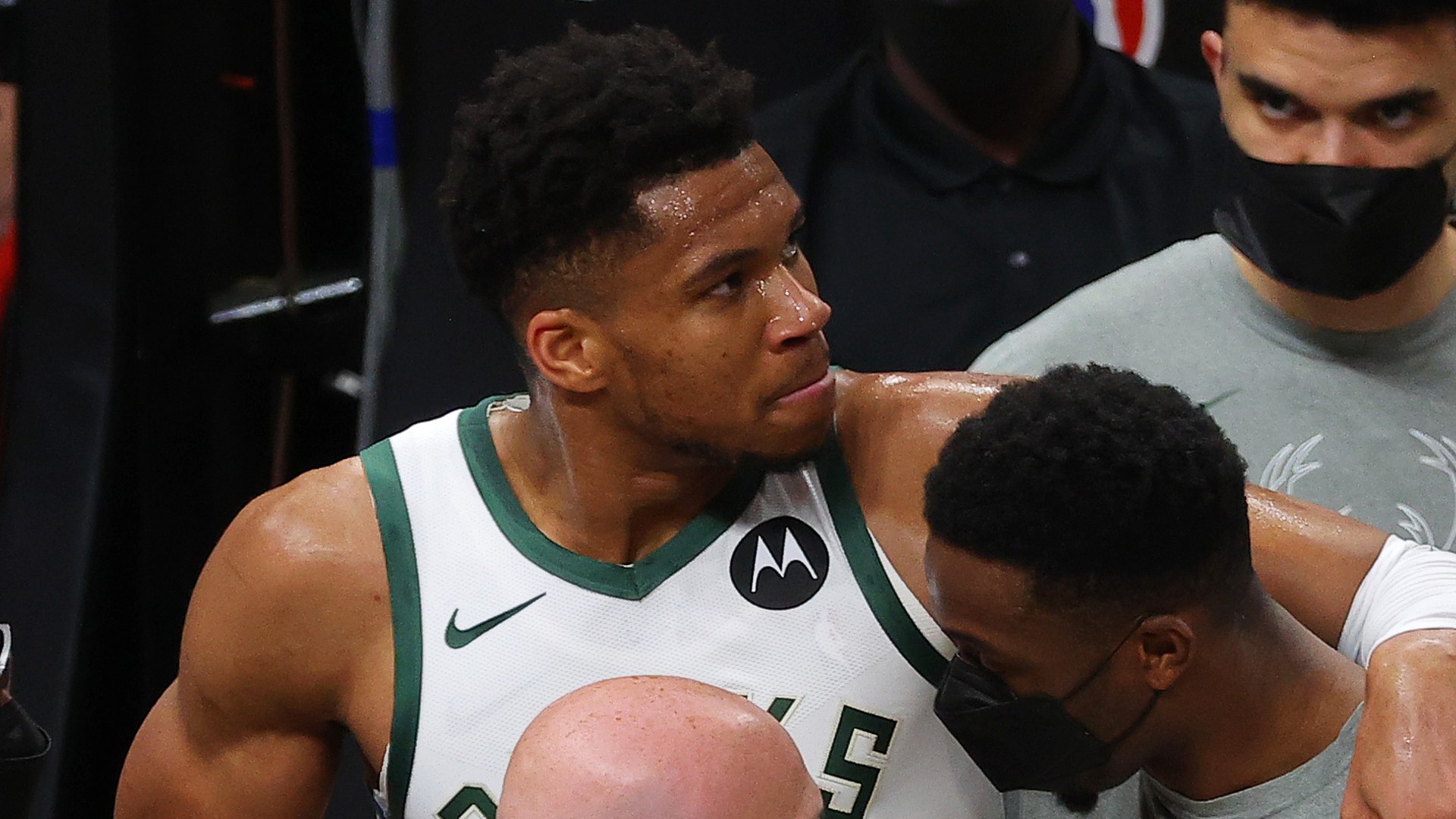 How long is Giannis Antetokounmpo out? Injury timeline, return date, latest updates on Bucks star