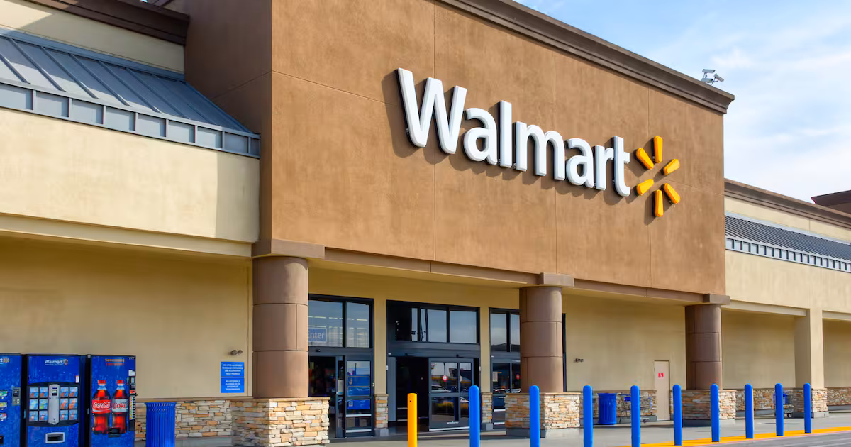 Walmart ‘Train Wreck’ Profit Warning Sends Shares Down 10%