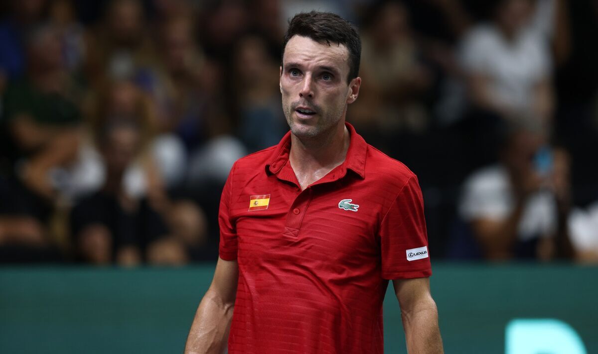 Spanish tennis star's plea as World Cup clash stirs empty stadium fear