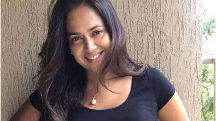 Actor Sameera Reddy to turn author