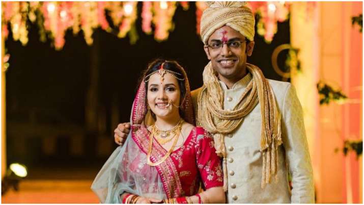 Amber Dhara actress Sulagna Panigrahi, comedian Biswa Kalyan Rath tie knot| Inside pics