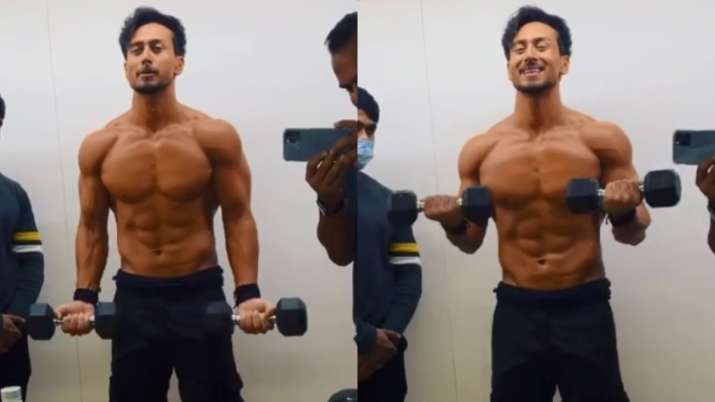 Tiger Shroff pumps it up for Heropanti 2, finds biggest cheerleader in dad Jackie Shroff; watch video
