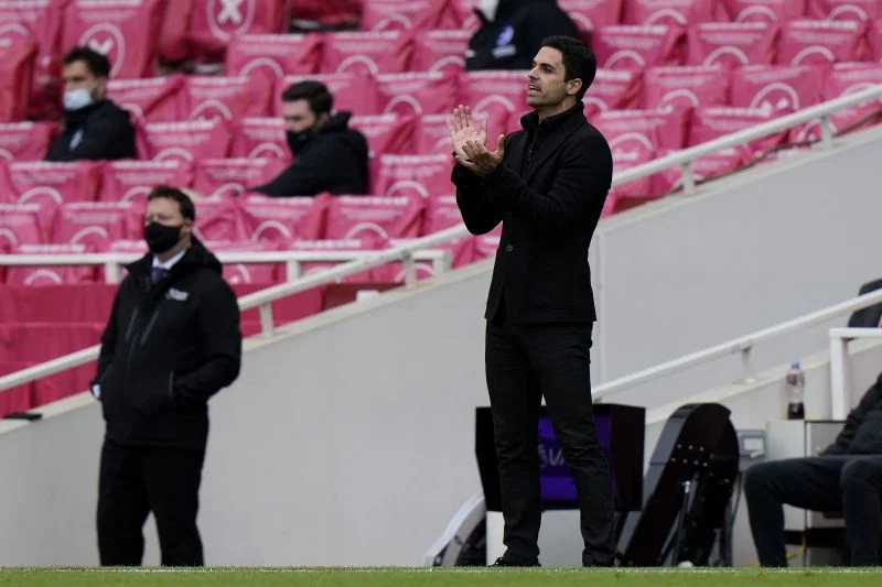 Former Arsenal midfielder urges club to sign 24-year-old Premier League star - Reports