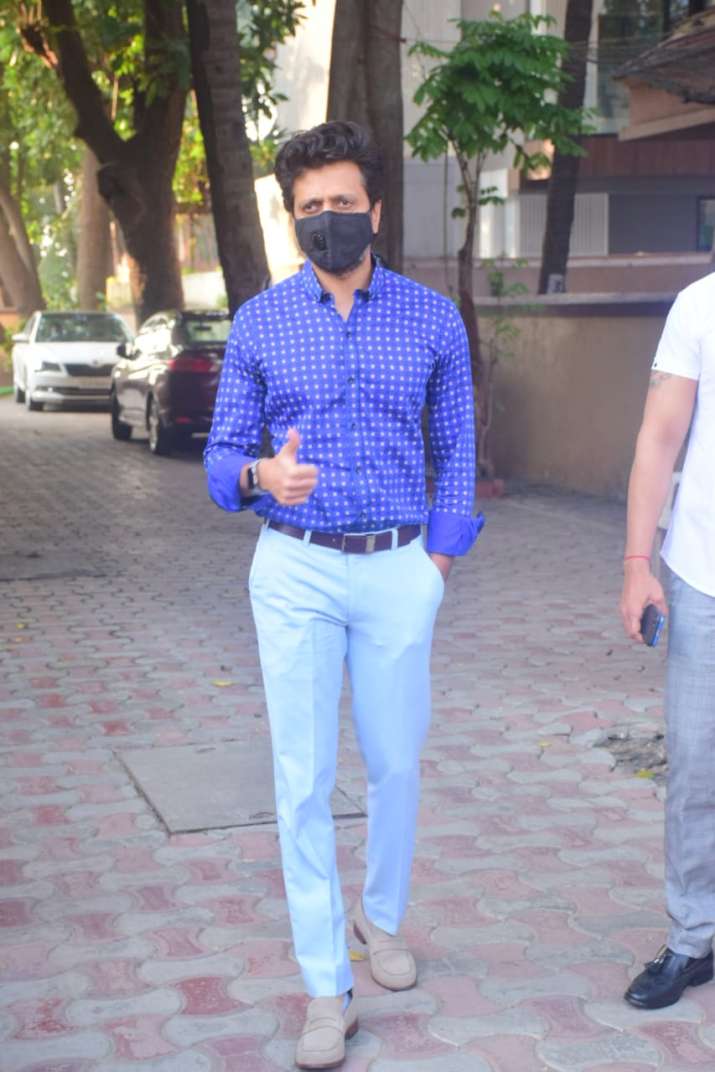 India Tv - Riteish congratulates Virat and Anushka for their baby girl