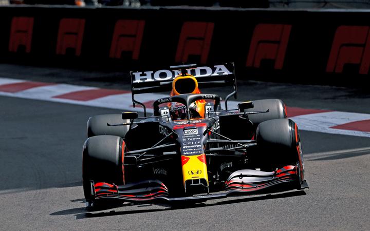 Verstappen wins in Mexico to extend F1 championship lead