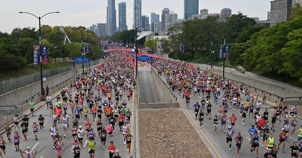 Major marathons return in the U.S., with Chicago leading the way.