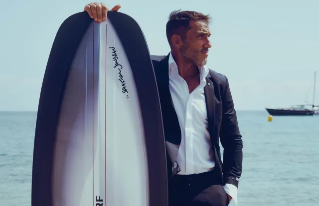 Thanks to Karl Lagerfeld, Electric Surfboard Are Now a Designer Accessory