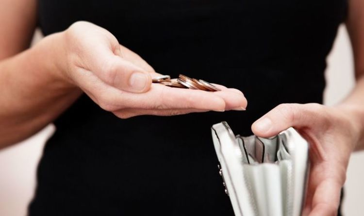 Universal Credit UK: Britons can receive discounts through the DWP benefit - this is how