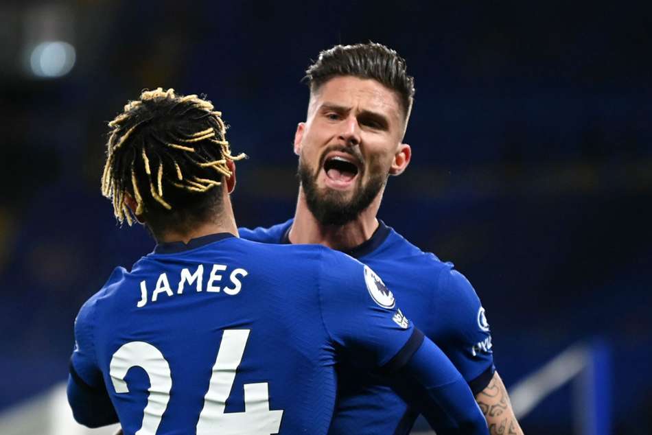 Chelsea 3-1 Leeds United: Giroud and Zouma lead Blues to Premier League summit
