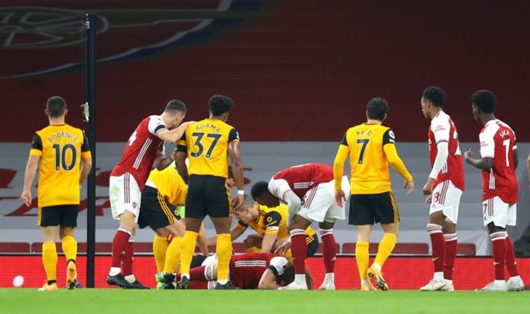 David Luiz and Raul Jimenez in sickening clash of heads during Arsenal vs Wolves clash