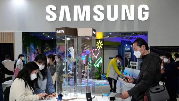 Here’s why Samsung may cut smartphone shipments in 2023