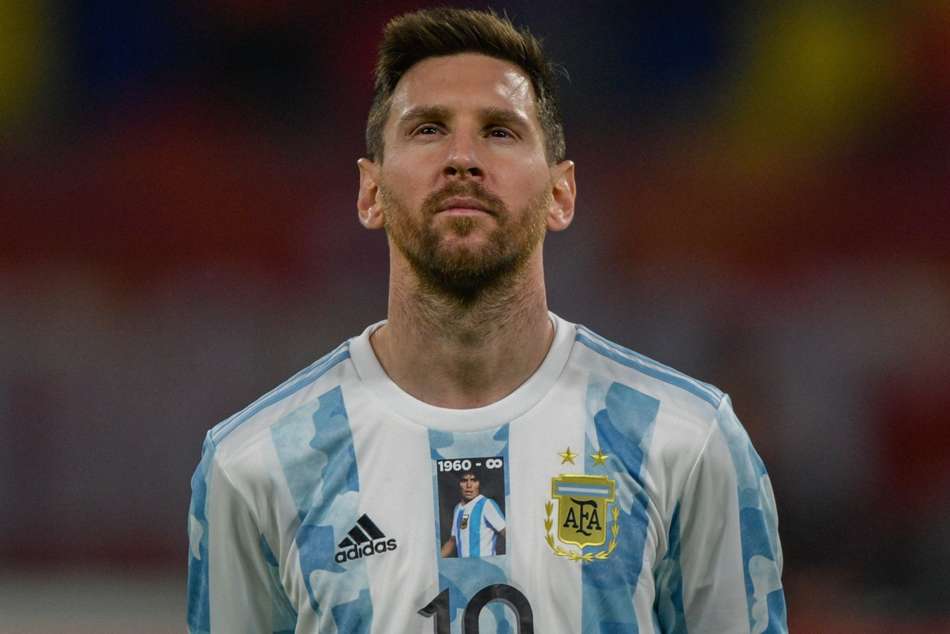 Argentina v Chile: Messi rides again in pursuit of Copa success
