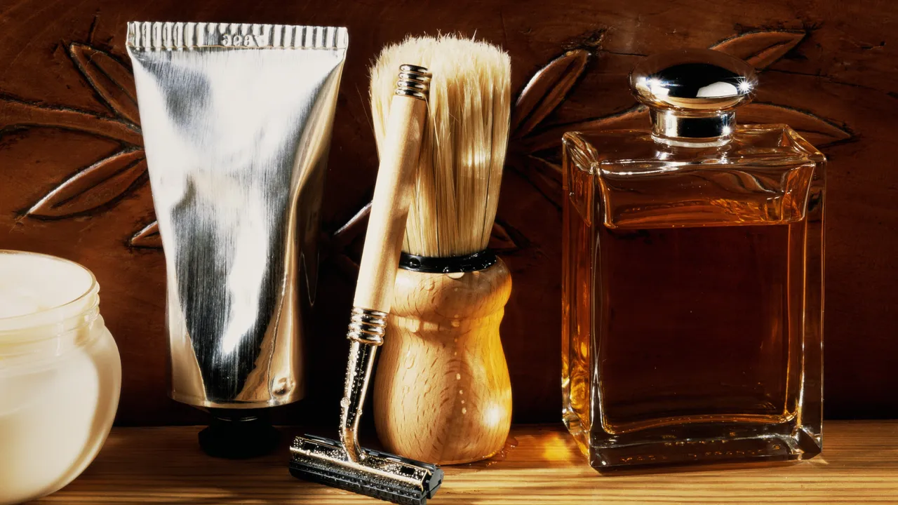 How to Build the Perfect Dopp Kit, Just in Time for Father’s Day