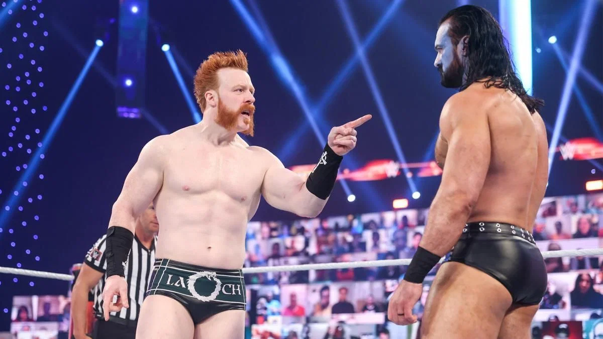 "I'd love to do battle with him" - Ex-champion claims that Sheamus and Drew McIntyre aren't afraid to throw re