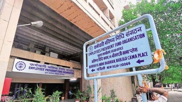 What if govt raises cap on EPFO wage ceiling