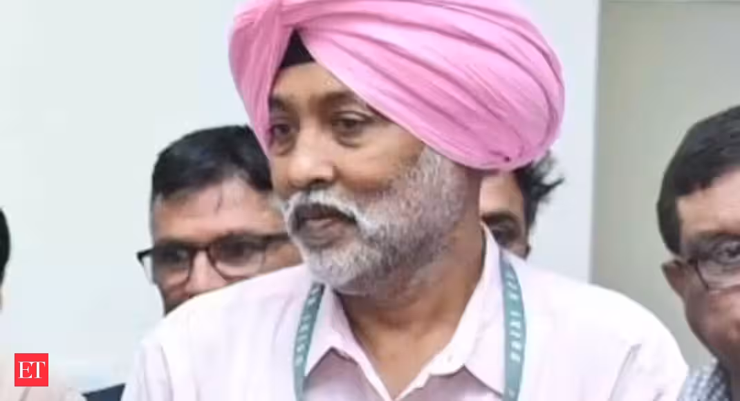 Sports Ministry sanctions Rs 10 lakh for ailing hockey Olympian MP Singh's treatment