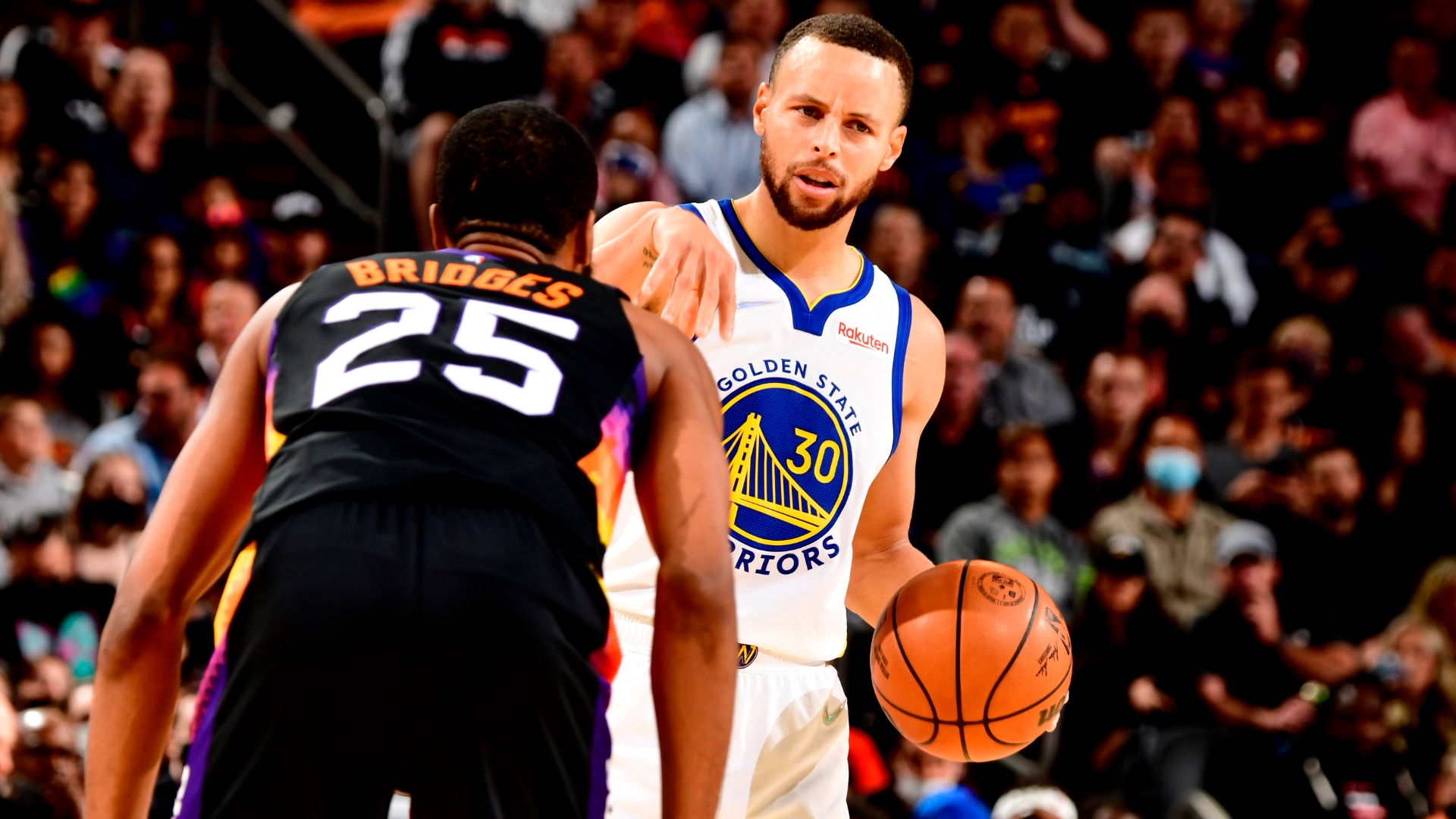 Led by Mikal Bridges, Suns restrict Stephen Curry to worst shooting night of his career