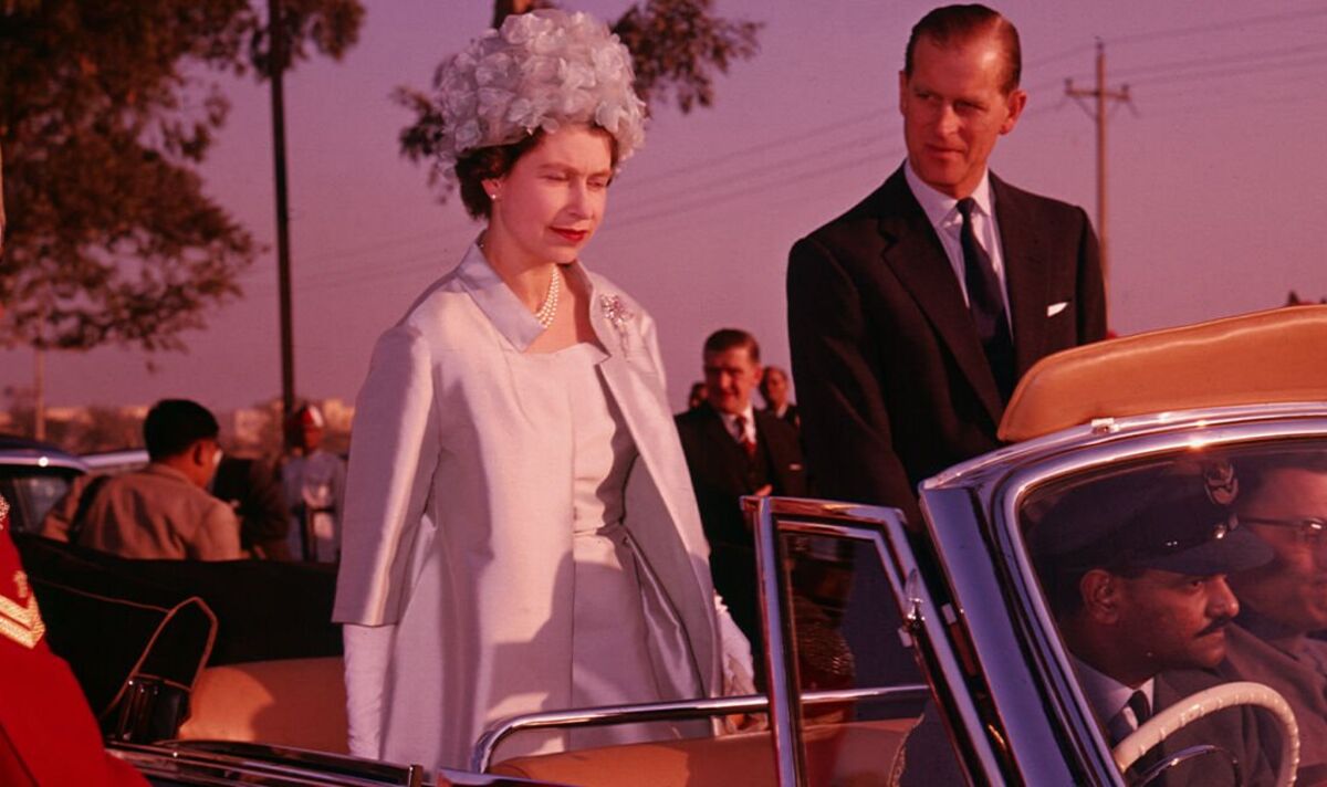 Queen Elizabeth 'slowly and surely' became a modest style icon