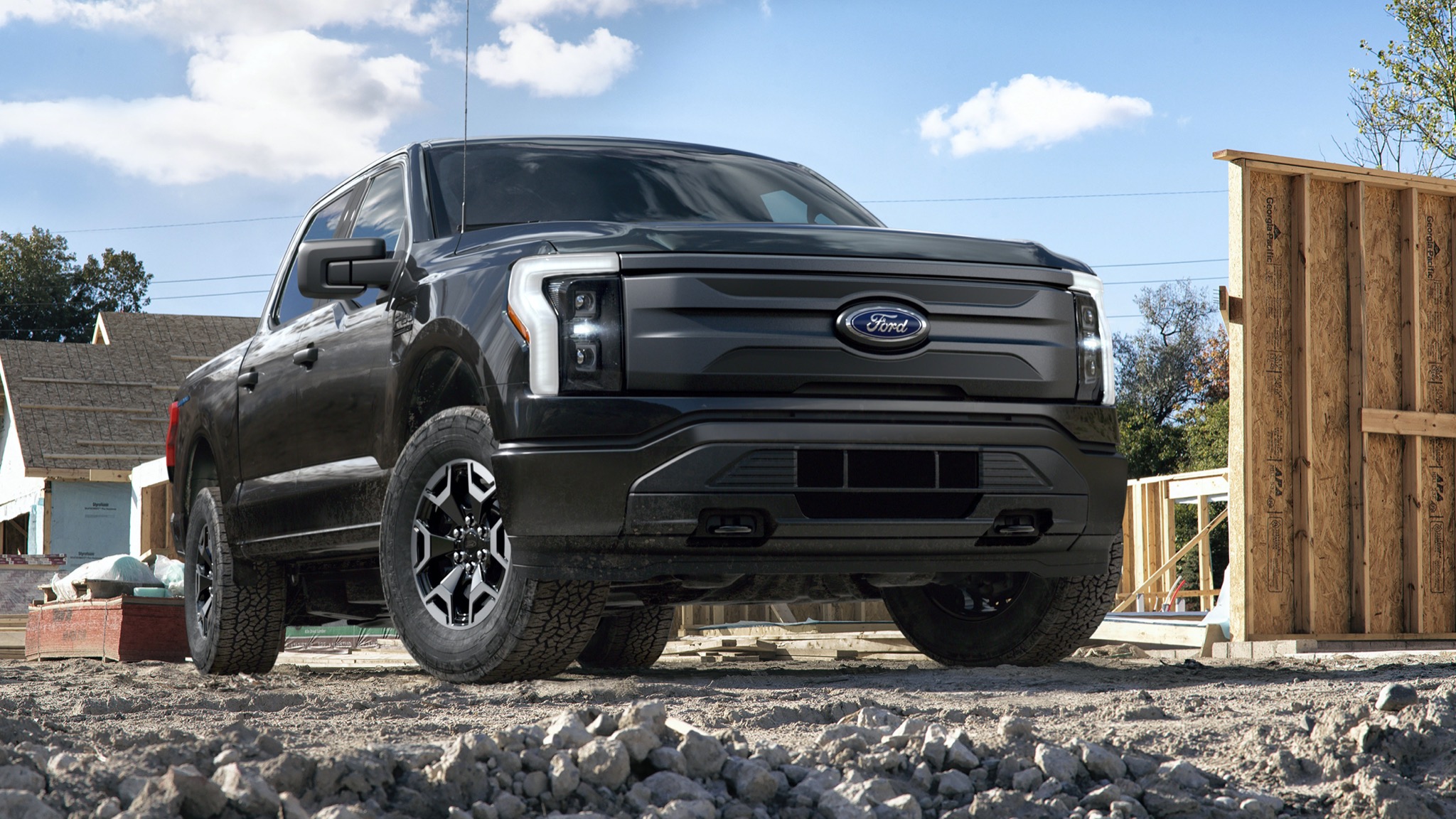 How the Ford F-150 Lightning Electric Truck Is so Darn Cheap