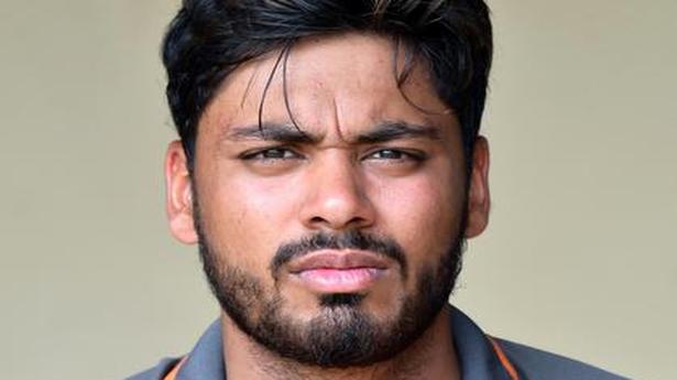 Injured Avesh all but out of England series with fracture in left thumb