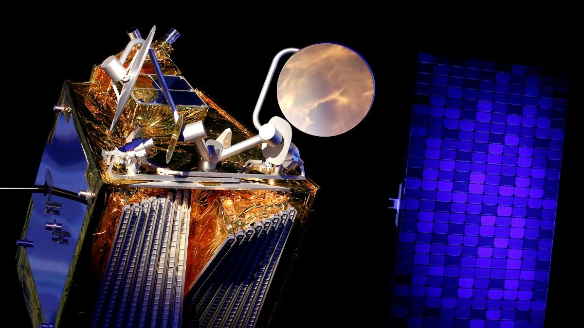 OneWeb Launches Satellites to Roll Out Northern Hemisphere Internet Service