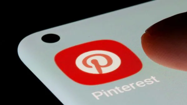 Pinterest falls out of sight, out of mind
