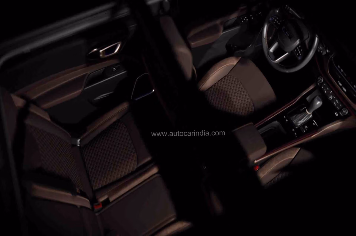 Jeep Commander (Meridian) interior teased for the first time