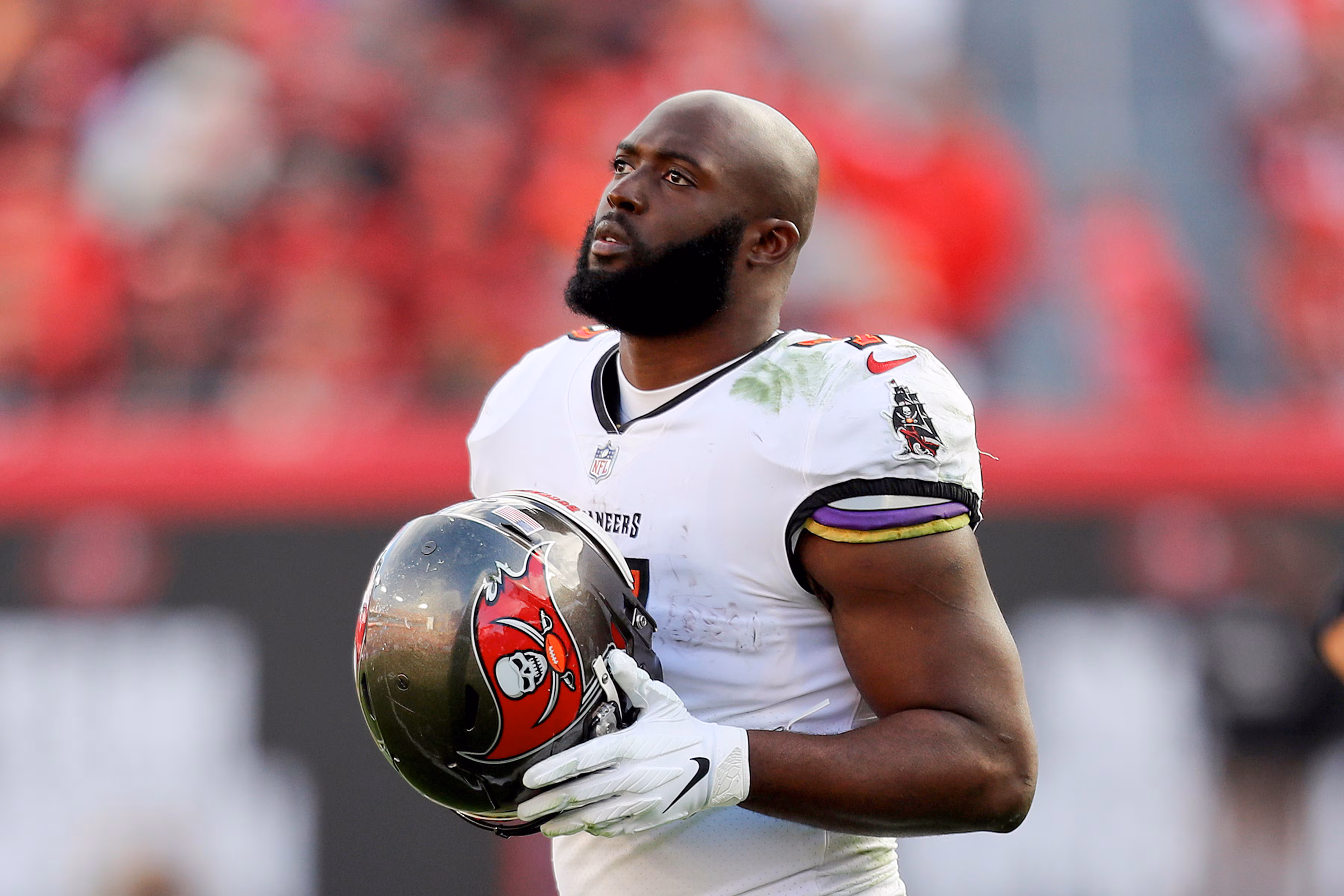 Bucs' Updated Depth Chart, Salary Cap After Leonard Fournette's 3-Year, $21M Contract