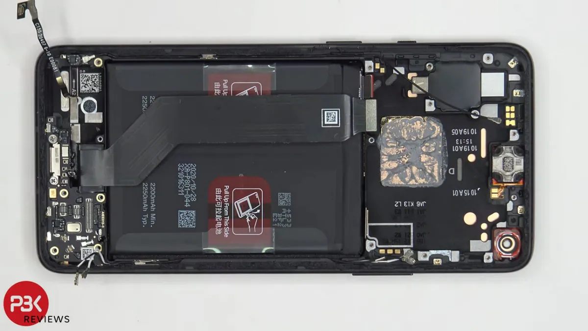 OnePlus 8T Cyberpunk 2077 Edition Teardown Shows Its Cooling Mechanism