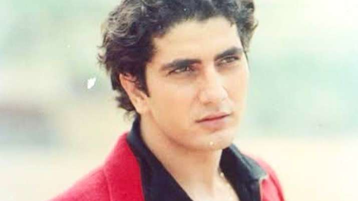 Mehndi actor Faraaz Khan dies; Pooja Bhatt and others mourn the loss