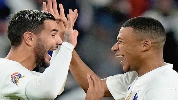 Rejuvenated France locks horns with youthful Spain