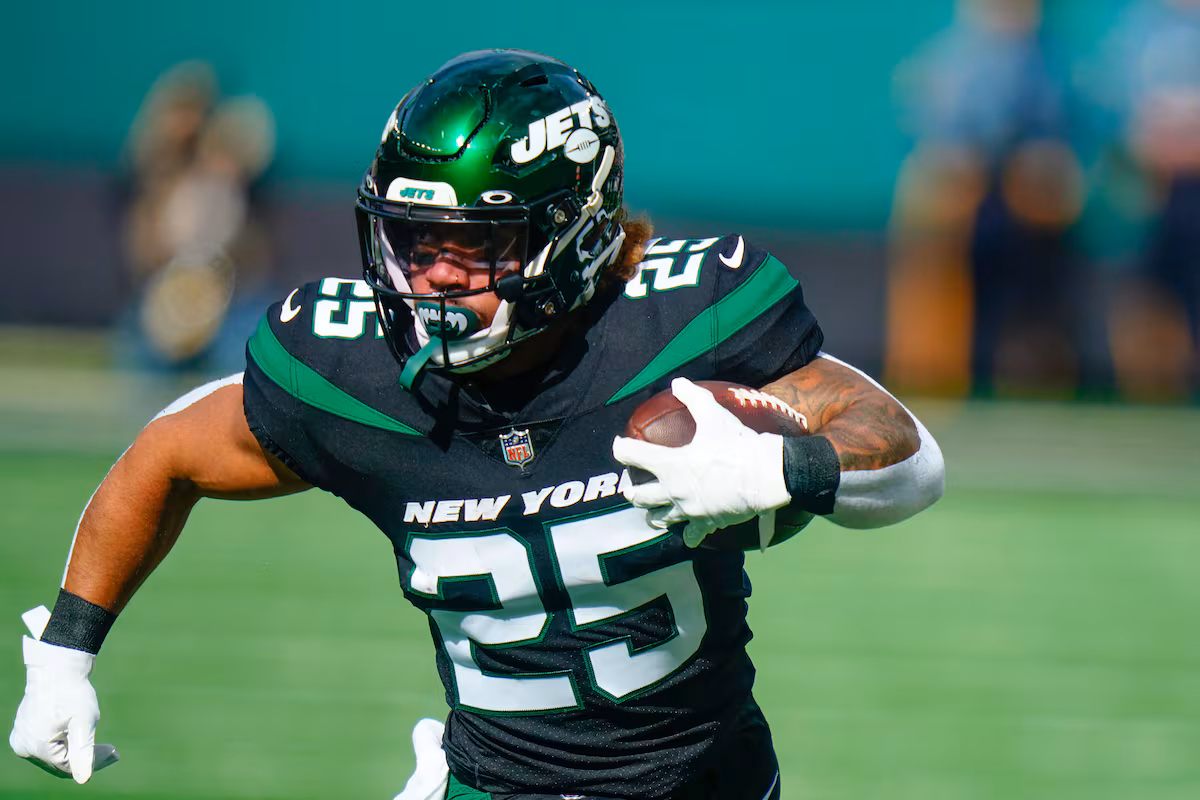 Fantasy Football Week 10 Cheat Sheet: Identifying Sleepers for Deep Leagues