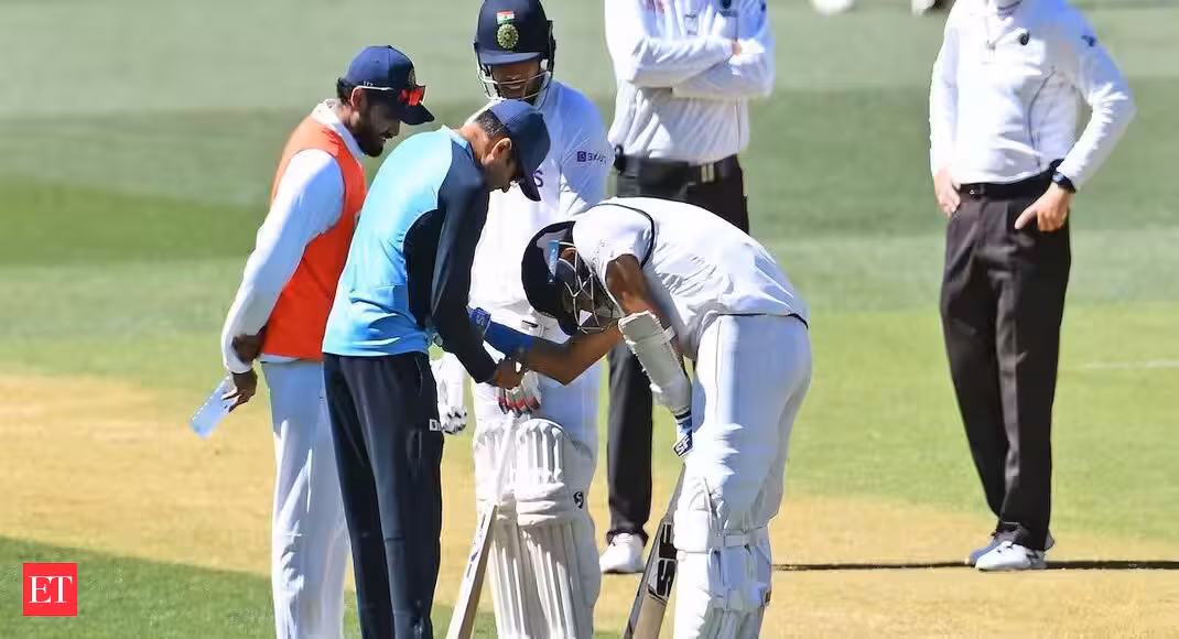 Pacer Mohammed Shami suffers wrist injury, taken to hospital for scans