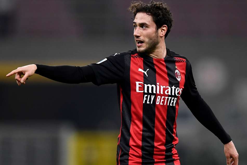 Milan hand Davide Calabria new four-year deal