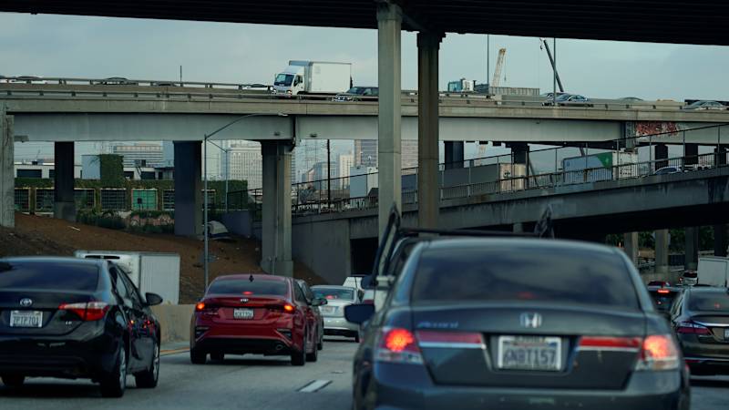 U.S. may reinstate boost in automaker fines for not meeting emissions rules