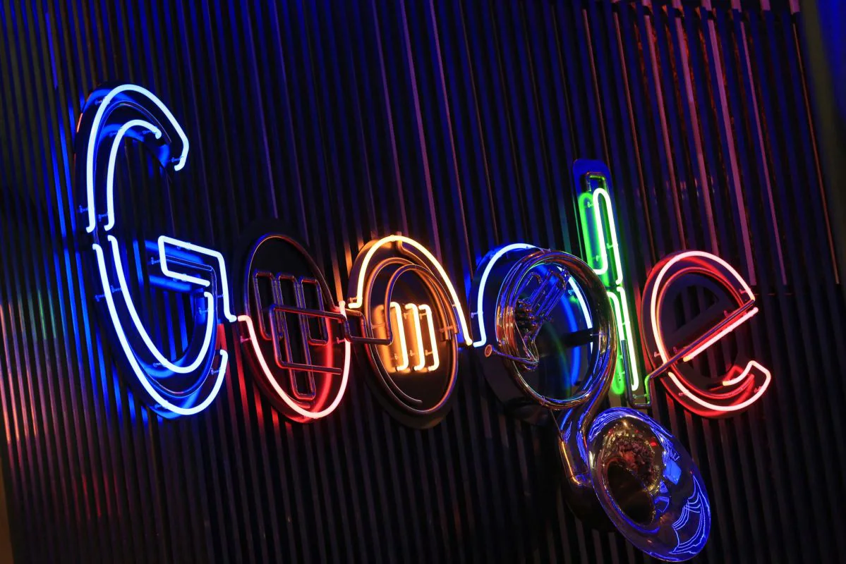 Google 'Unlawfully' Preserves Play Store Monopoly, US States