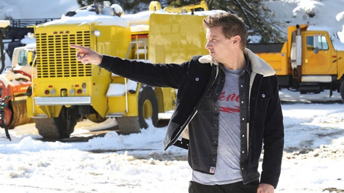 Jeremy Renner broke 30 plus bones in snowplow accident, Chris Hemsworth reacts to latest photo