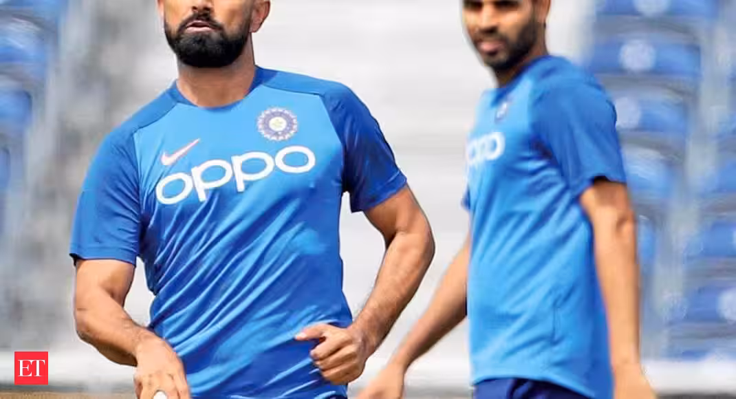 Shami suffers wrist fracture, set to miss remainder of Test series; Siraj in line for debut